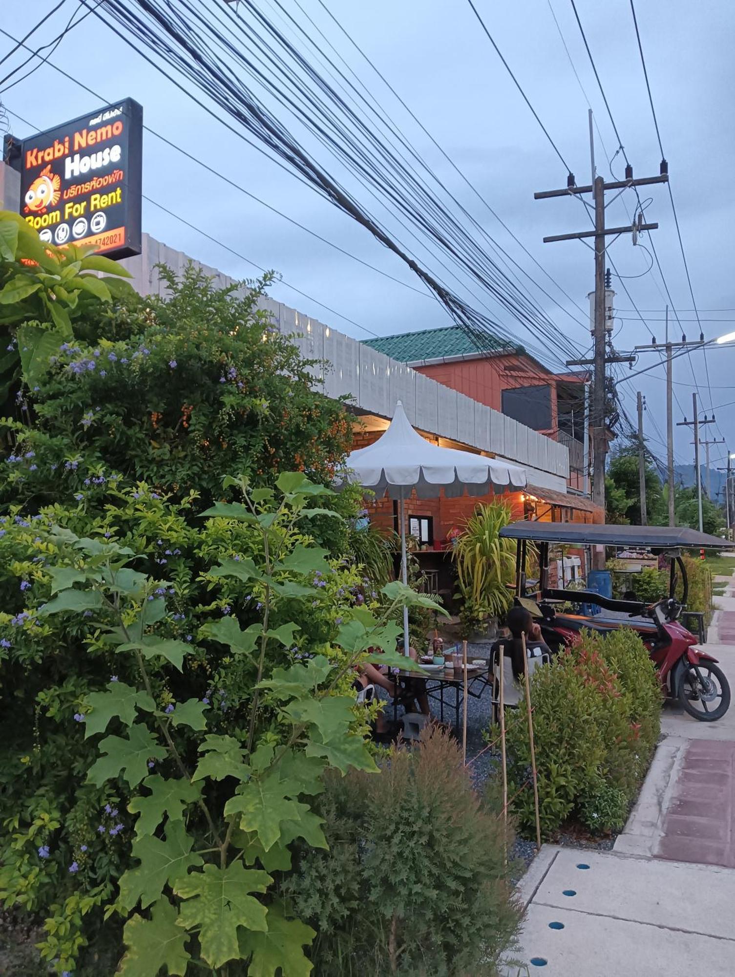 Krabi Nemo House Hostel Ao Nang Екстериор снимка