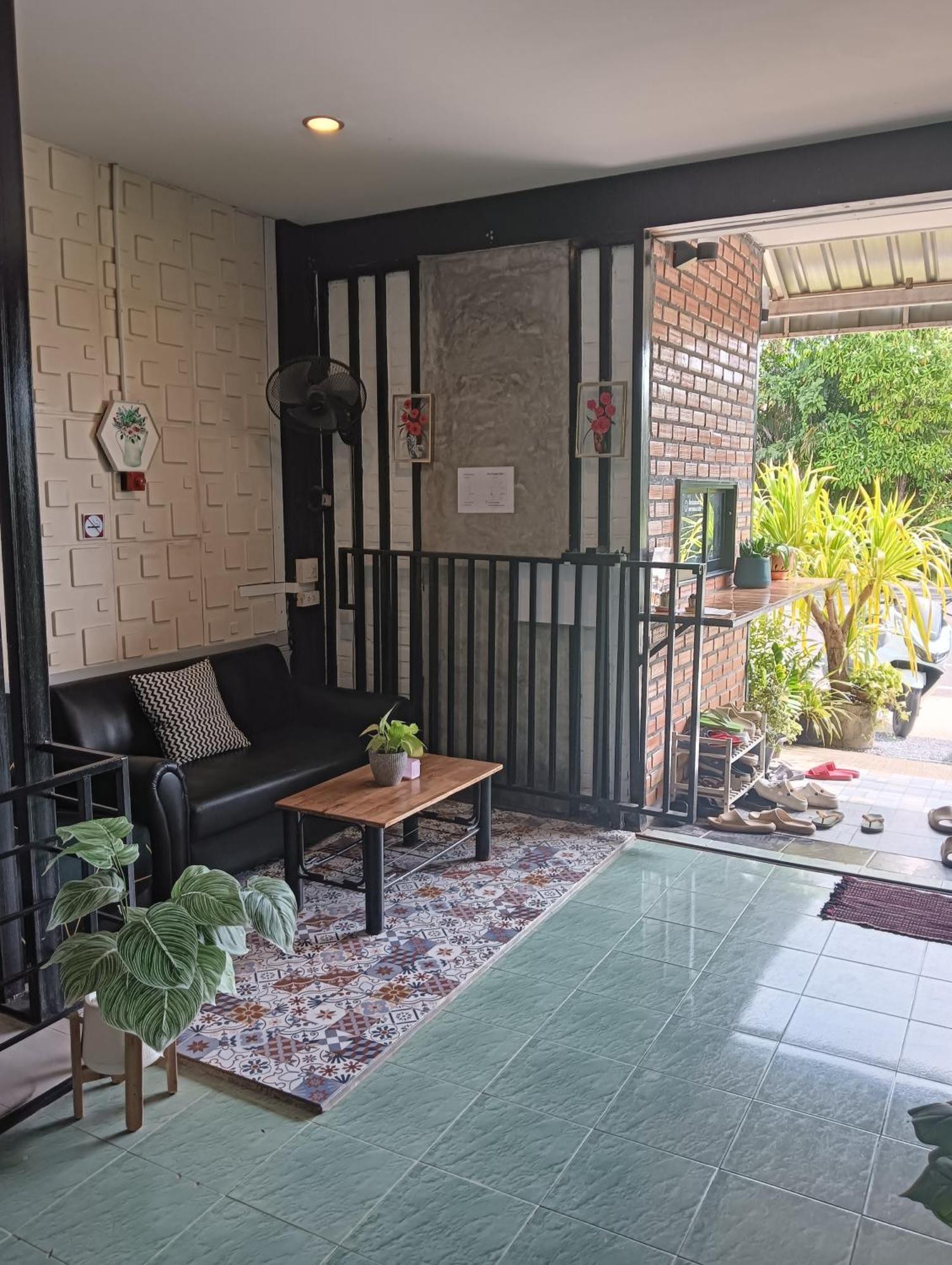 Krabi Nemo House Hostel Ao Nang Екстериор снимка
