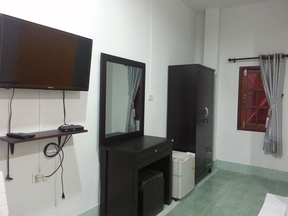 Krabi Nemo House Hostel Ao Nang Екстериор снимка